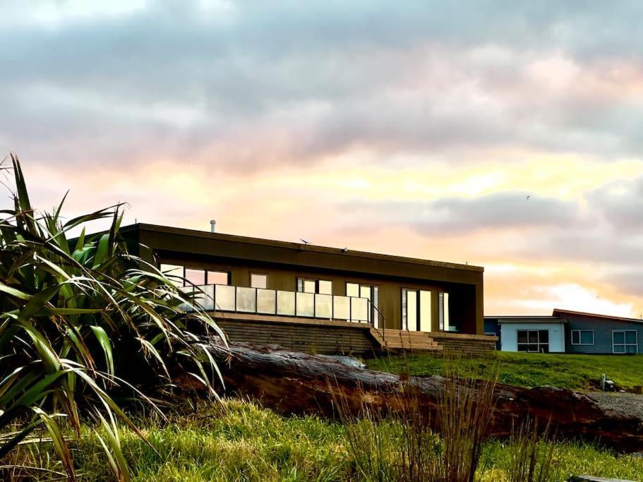 Luxury Absolute Ocean View Lodge Waverley Exterior photo